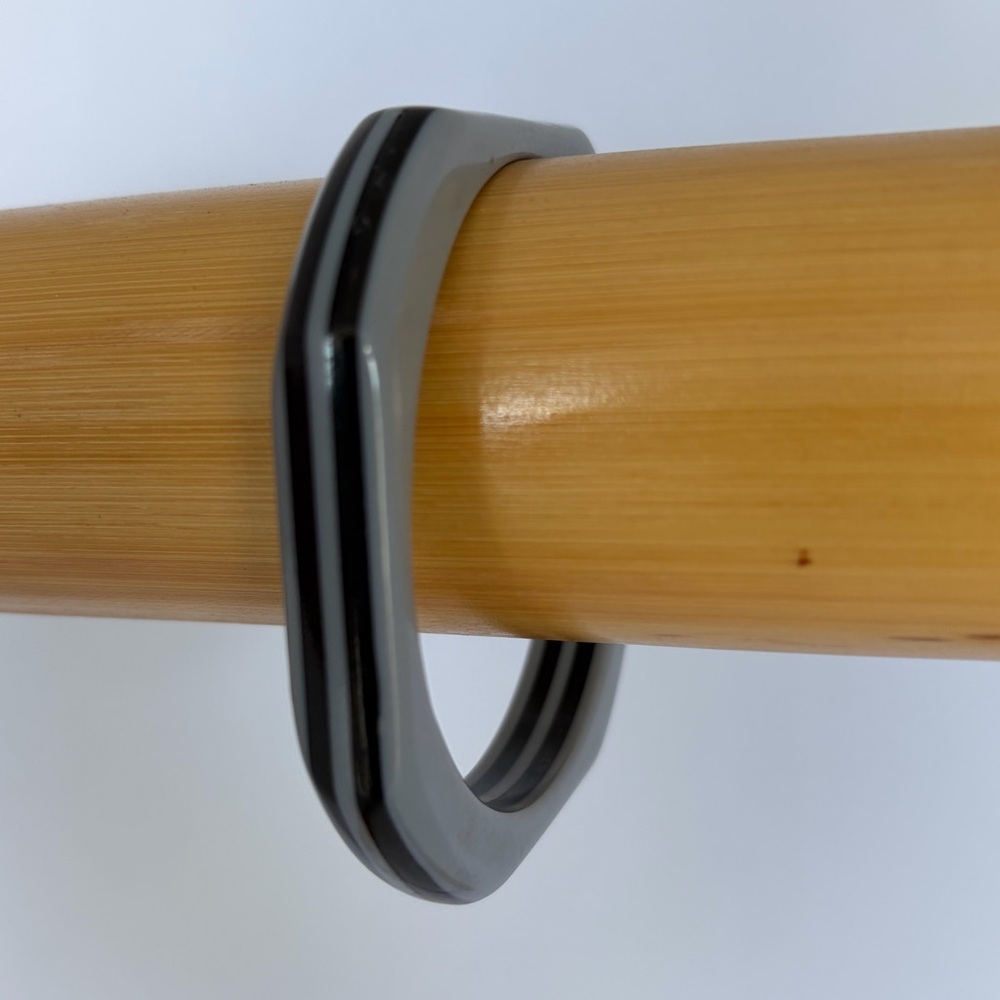 Vintage Two-Toned Gray & Black Retro Bakelite Bangle
